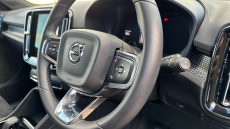 Volvo XC40 2.0 B4P Plus Dark 5dr Auto Petrol Estate